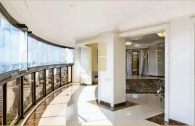 Cobertura duplex à venda, com 480m², 4 dormitórios, 3 suítes, jacuzzi, sauna e vista incrível.