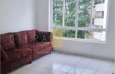 Apartamento 3 dormitórios, suíte, sala ampla, 1 vaga, em excelente localização.