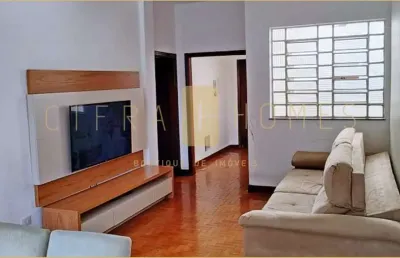 Amplo apartamento com 2 dormitórios e sacada aconchegante, belíssimo apartamento no coração da bela