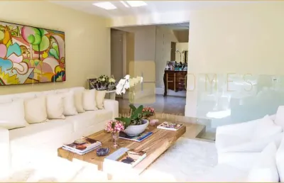 Duplex disponível para locação e venda, com 284 m², 5 dormitórios, 2 suítes e terraço integrado, em