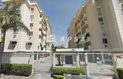 Apartamento com 2 quartos à venda na rua iriquitia, taquara, rio de janeiro, 59 m2 por r$ 205.000