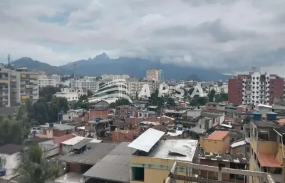 Excelente conjunto de salas comercial totalizando 44m². 1 locação, 2 banheiros, 2 vaga de garagem. c