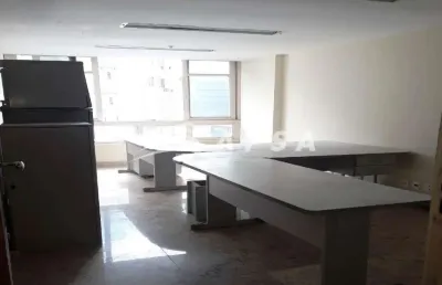 Sala comercial com 20 m² na av. passos. vasto comércio, entre as estações de metrô presidente vargas