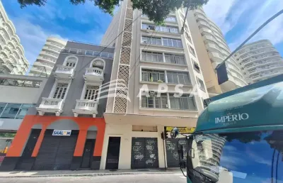 Ótimo conjugado com 23 m² de área construida, mobiliado. banheiro c/ armario, box, cozinha c/ armári