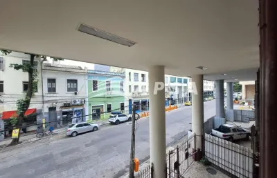 Sala comercial para locação na rua do santana, com 153m² muito bem distribuídos, em uma localização