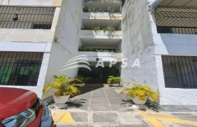 Excelente apartamento localizado em pau amarelo, imóvel contendo sala para dois ambientes, sala bast