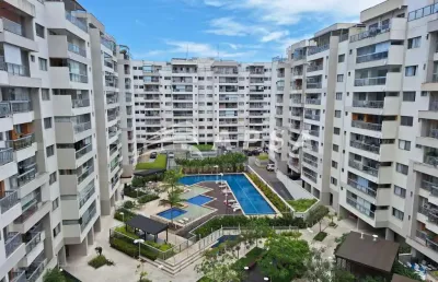 Excelente imóvel em condomínio com total infraestrutura (piscina, sauna, churrasqueira, salão de fes