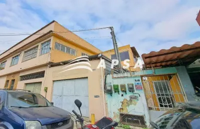 Excelente sala, 3 quartos, cozinha, banheiro, área, quintal, 70m2, com ótima localização, perto do c