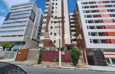 Excelente apartamento localizado no coração da ponta verde, 3 quartos sendo 1 suíte, sala de estar e