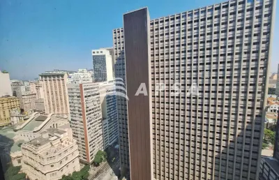 Oportunidade imperdível no centro da cidade excelente sala comercial ideal para quem busca visibilid