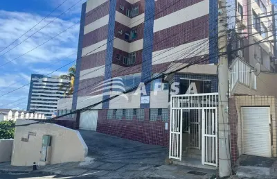 Boa oportunidade no bairro costa azul. apartamento mobiliado, com 64m², composto com 3 quartos, 1 ba