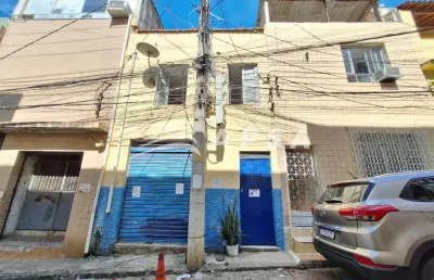 Apartamento com 64m² composto por: sala, 2 dormitórios, cozinha, banheiro e área de serviço, local d