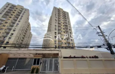 Excelente apartamento de 2 quartos sendo 1 com suite, sala, cozinha, banheiro, área de serviço e var