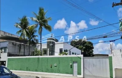 Excelente ponto comercial em setúbal, localizado na rua camboim. são 540m² de área útil, dividido em