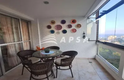 Apartamento na barra. ao entrar, você é recebido por uma sala ampla e iluminada, perfeita para receb