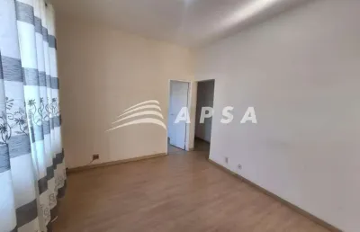 Excelente 3 quartos na rua dias da cruz no meier   venha conhecer e se encantar com esse belo aparta