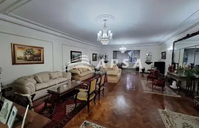 Com 350m² de puro conforto, este apartamento na rua paula freitas é um verdadeiro achado em copacaba