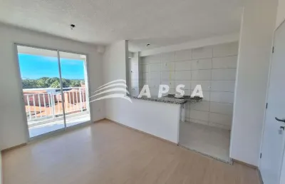 Apartamento no eusébio com 2 quartos (sendo 1 suíte), sala de jantar e estar, varanda, banheiro soci