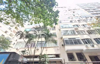 Excelente conjugado, de 29m², recentemente reformado com pintura nova e porcelanato. composto por sa