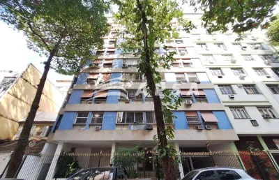 Excelente apartamento arejado, sala, 3 quartos, 1  suíte, banheiro social, cozinha e dependência de