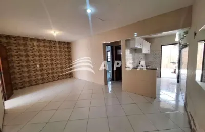 Casa ampla com quintal no jangurussu, 122 m² casa confortável com 2 quartos, 1 banheiro, sala de est
