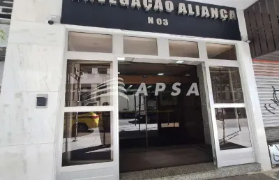 Excelente sala comercial no centro do rio, 20m² e banheiro. pronta para seu negócio.alugando seu imó