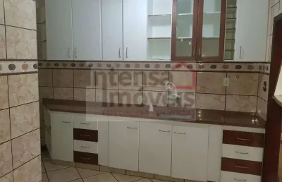 Casa com 3 quartos à venda na Rua Líbero Valério, 174, Quiririm, Taubaté