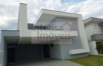 Casa em condomínio fechado com 3 quartos à venda na Avenida Arnaldo Felipe Sbruzzi, 4725, Piracangaguá, Taubaté
