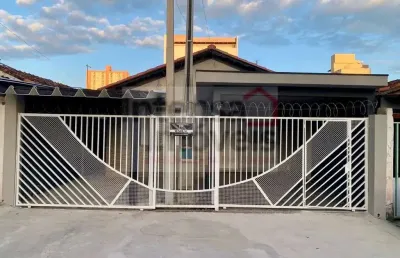 Casa com 3 quartos à venda na Rua Maria da Cruz, 57, Vila Nogueira, Taubaté