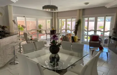 Casa com 4 quartos à venda na stuttgart, 64, córrego grande, florianópolis por r$ 3.100.000