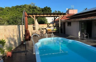 Casa com 3 quartos à venda na valderino durval duarte, 179, enseada de brito, palhoça por r$ 904.000