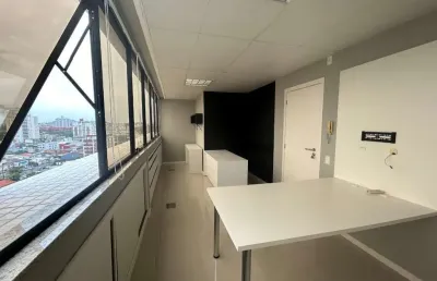 Sala comercial à venda na rua doutor heitor blum, 310, estreito, florianópolis por r$ 218.000