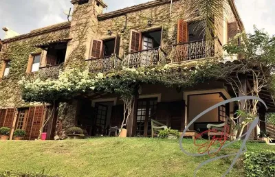 Casa em condomínio fechado com 3 quartos à venda na rua vital brasil, 412, nova fazendinha, carapicuíba, 5322 m2 por r$ 2.800.000