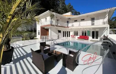 Maravilhosa casa de 428,28m² no condomínio são paulo ii. moderna! 5 quartos (4 suítes, sendo 2 c/ closet), vista espetacular, piscina e praça do fogo!