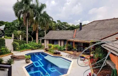 Casa com 5 quartos à venda na Rua Vital Brasil, 307, Nova Fazendinha, Carapicuíba