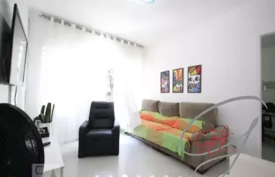 Belíssima casa no bairro campesina, 2 quartos, sala cozinha e banheiro 2 vagas de garagem.
