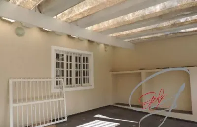 Casa térrea ao lado do cartório de  cotia, para venda.