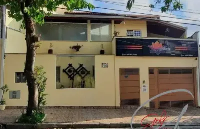 Excelente casa comercial à venda em osasco-sp, bairro vila campesina: 2 quartos, 4 salas, 5 banheiros e 240m² de área!
