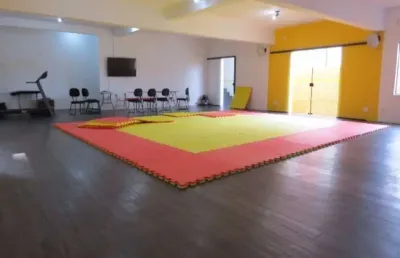 Imóvel comercial excepcional na vila yara, osasco-sp: 5 quartos, 10 salas, 4 banheiros, 1 vaga de garagem - 600,00 m².