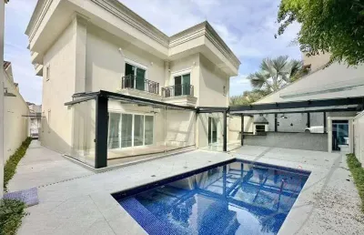 Casa residencial para venda granja viana, cotia 4 dormitórios sendo 4 suítes, 3 salas, 6 banheiros, 4 vagas 468,49 m² construída, 500,92 m² terreno