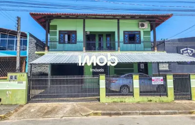 Casa com 6 quartos à venda no Água Verde, Jaraguá do Sul 