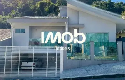 Casa mobiliada com 1 suíte + 2 quartos, centro de guaramirim - sc