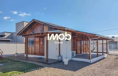 Casa com 3 quartos à venda na Escolinha, Guaramirim 