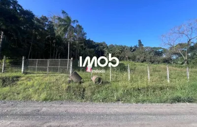 Terreno com 20.037,50 m² de área total, barra do rio cerro