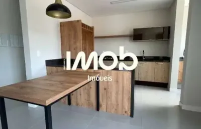 Apartamento semimobiliado com 1 suíte + 1, centro de jaraguá do sul