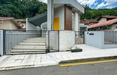 Casa com 3 quartos à venda no Czerniewicz, Jaraguá do Sul 