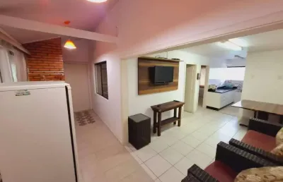 Apartamento semi mobiliado 2 quartos no centro de balneário piçarras/sc