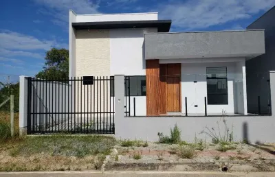 Casa com 3 dormitórios e alto padrão de acabamento – bairro itajuba, barra velha/sc