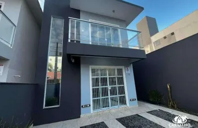 Sobrado com 2 suítes a 250 metros da praia – locação anual em barra velha