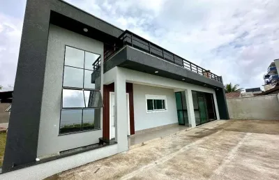 Casa com terraço e vista para o mar – quadra mar itajuba, barra velha